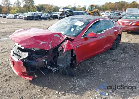 2017 Tesla Model S 60/75 из США, поврежденный, VIN 5YJSA1E12HF188224